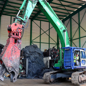 Increased performance and no more oil leaks for Reinhard Recycling after installing CEJN TLX